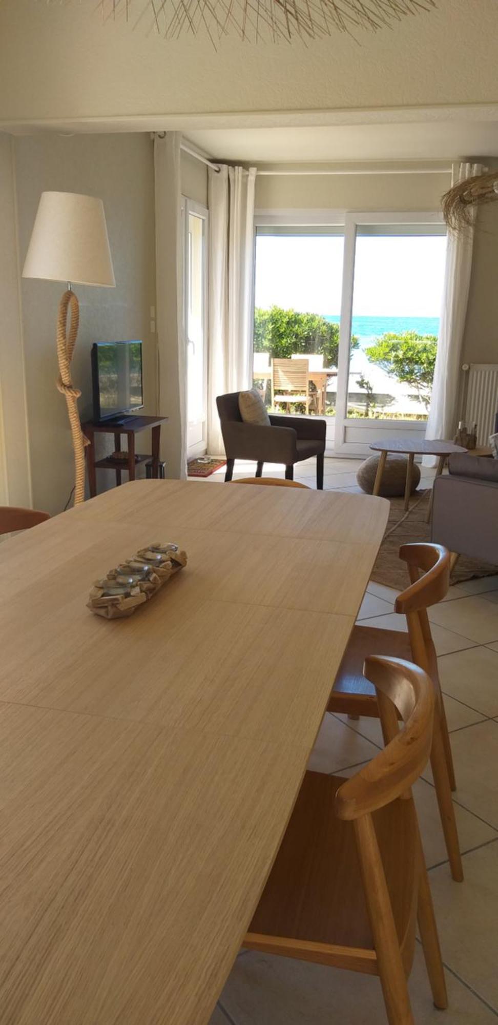 Vue Exceptionnelle En Front De Mer, 8 Personnes Ver-sur-Mer Extérieur photo